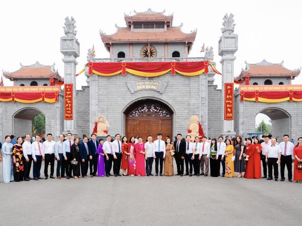 Cộng đồng doanh nghiệp Phú Thọ thành kính dâng hương tại Đền Hùng