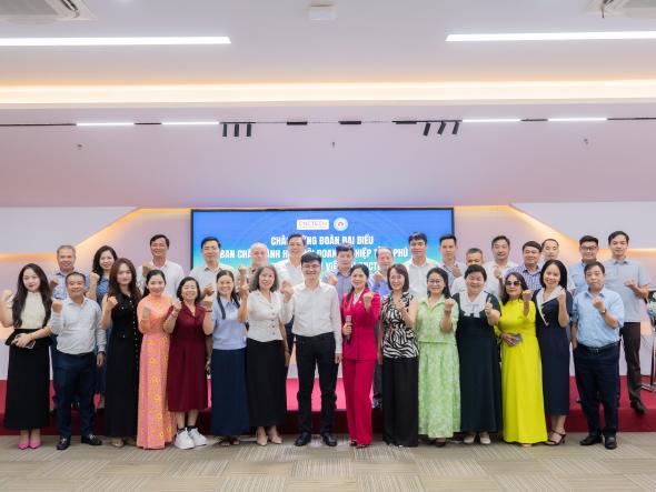 Ban chấp hành Hiệp hội doanh nghiệp tỉnh Phú Thọ thăm và làm việc tại Tập đoàn CNCTech